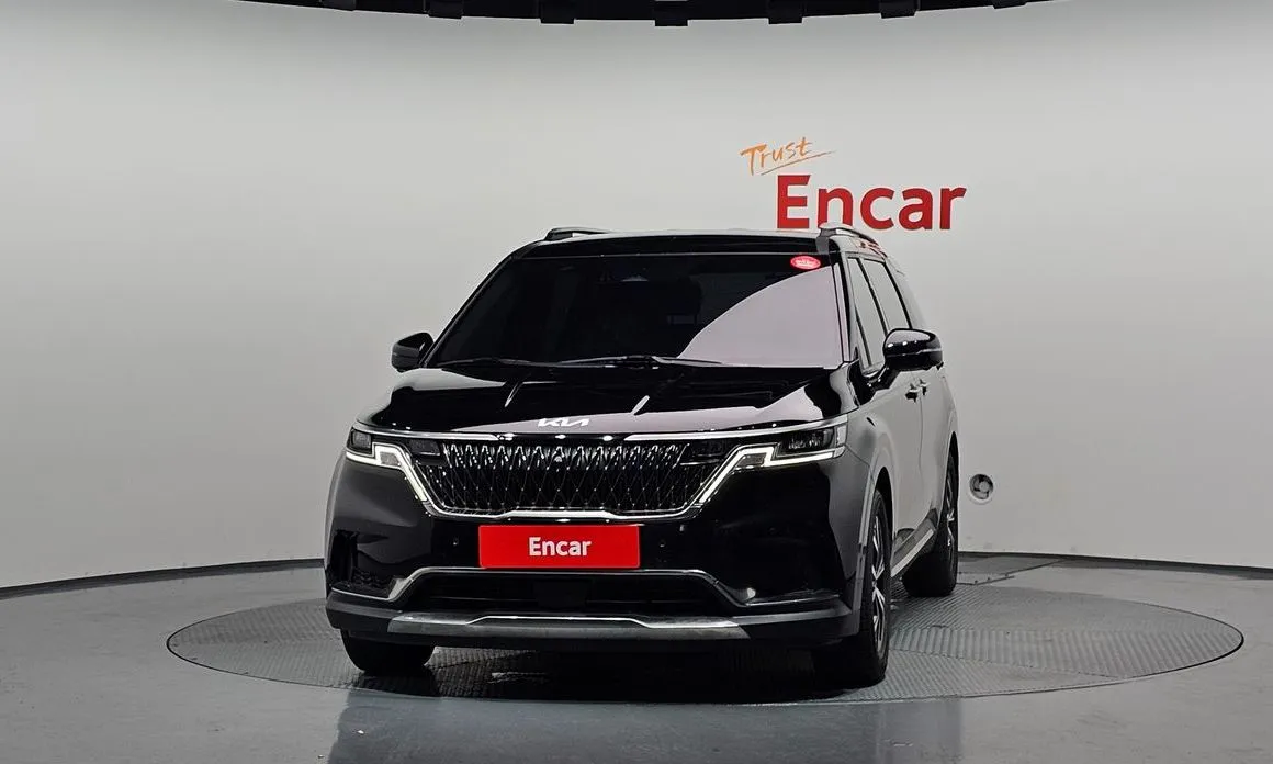 Kia Carnival — фото 10