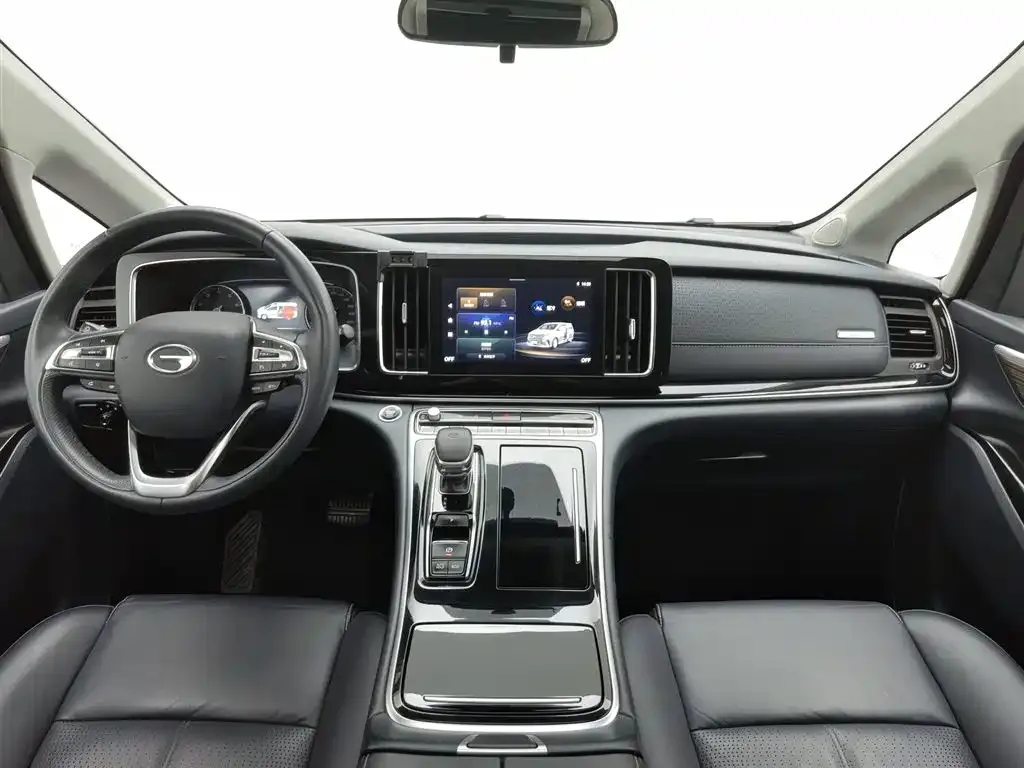 GAC Motor Trumpchi M8 — фото 9