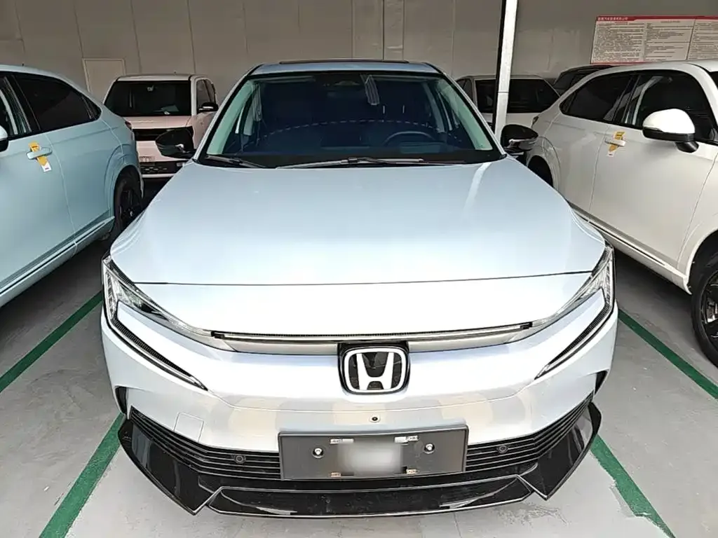 Honda e:NP2 — фото 10