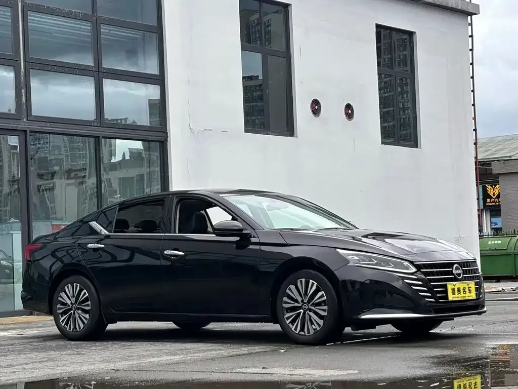 Nissan Teana — фото 5