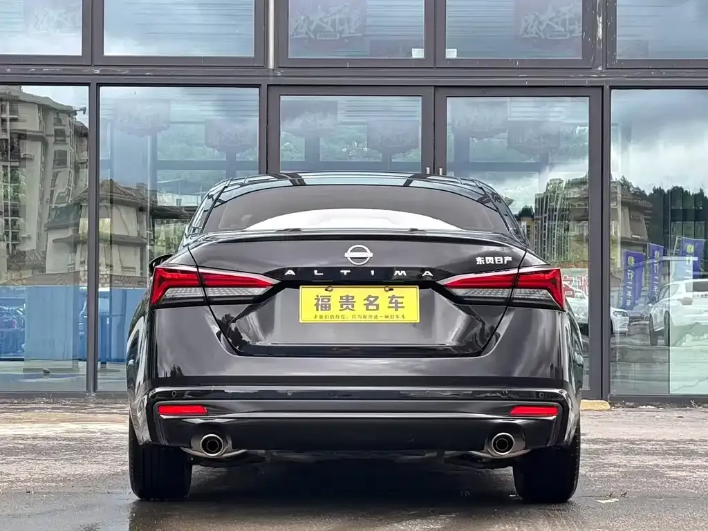 Nissan Teana — фото 2