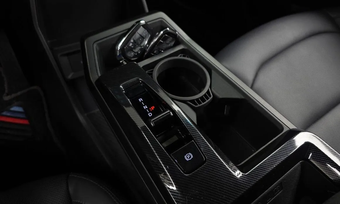 KG Mobility (Ssangyong) Musso 2026 из KR, фото 4