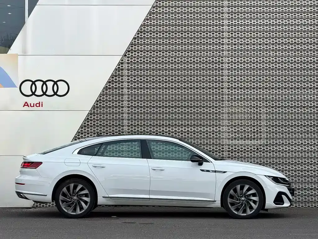 Volkswagen CC — фото 6