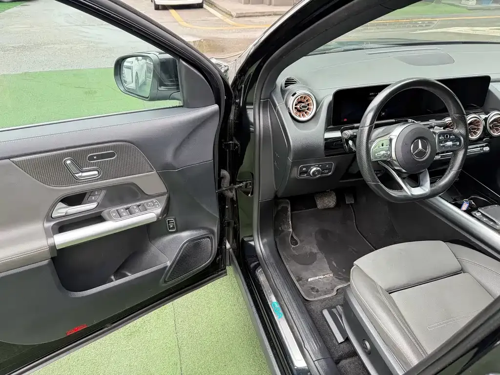 Mercedes-Benz EQA — фото 9