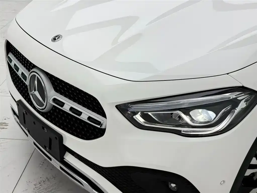 Mercedes-Benz GLA — фото 8