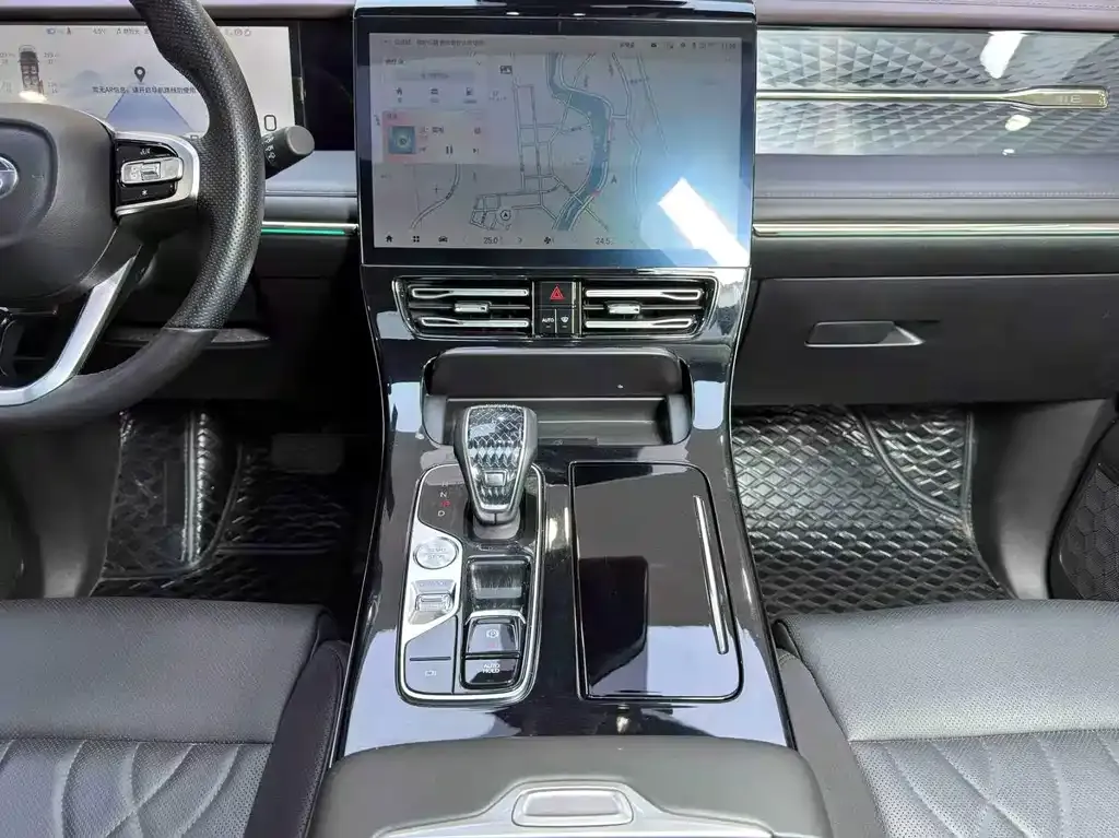 GAC Motor Trumpchi M8 — фото 9
