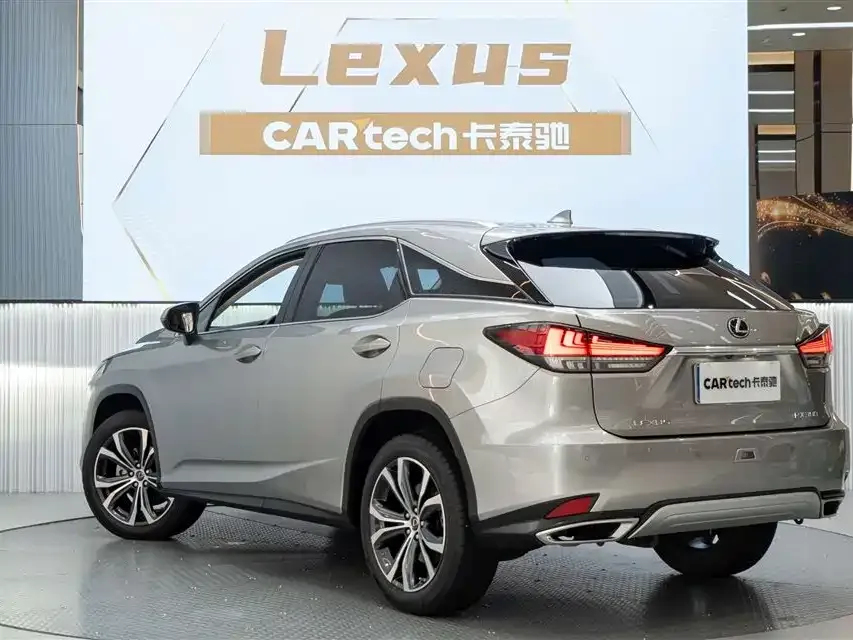 Lexus RX — фото 7