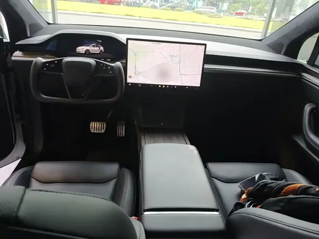 Tesla Model X 2023 из CN, фото 8