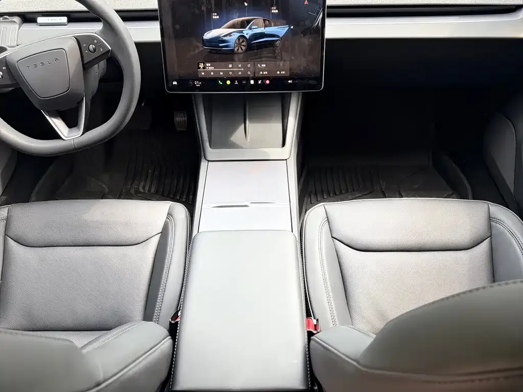 Tesla Model 3 — фото 2