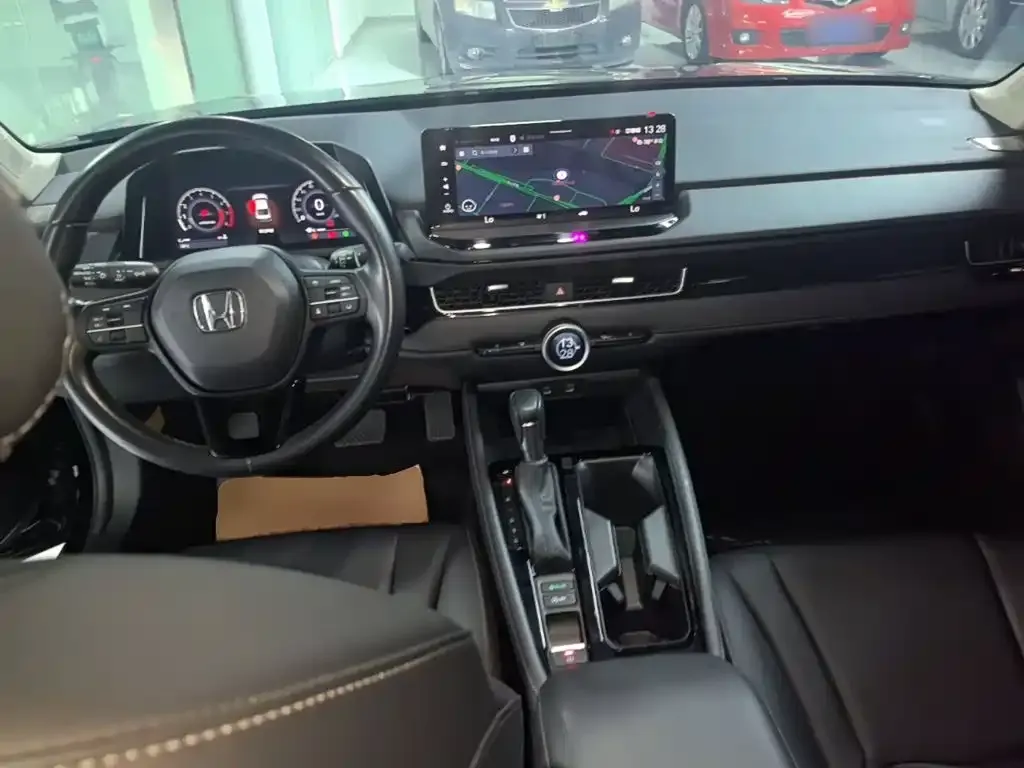 Honda Inspire 2024 из CN, фото 7