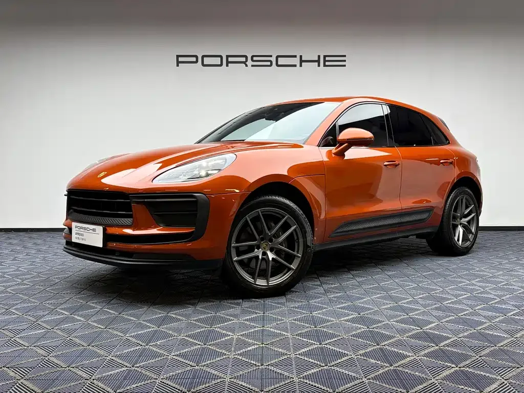 Porsche Macan — фото 1