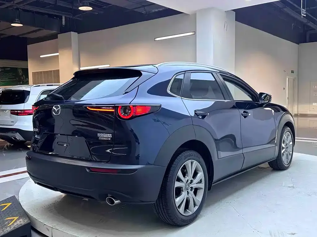 Mazda CX-30 — фото 7