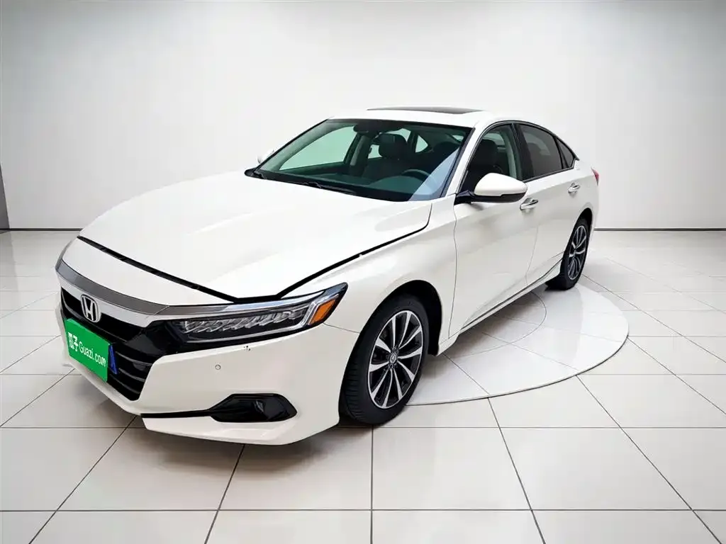 Honda Accord — фото 1