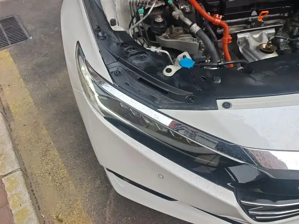 Honda Accord — фото 8