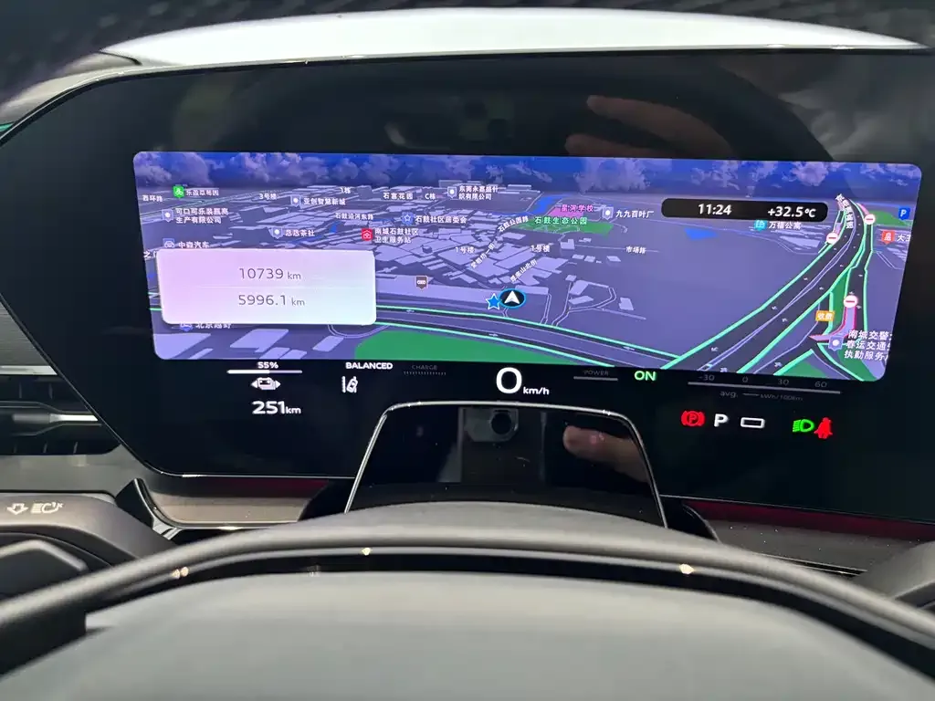 Audi Q6L Sportback e-tron 2025 из CN, фото 6