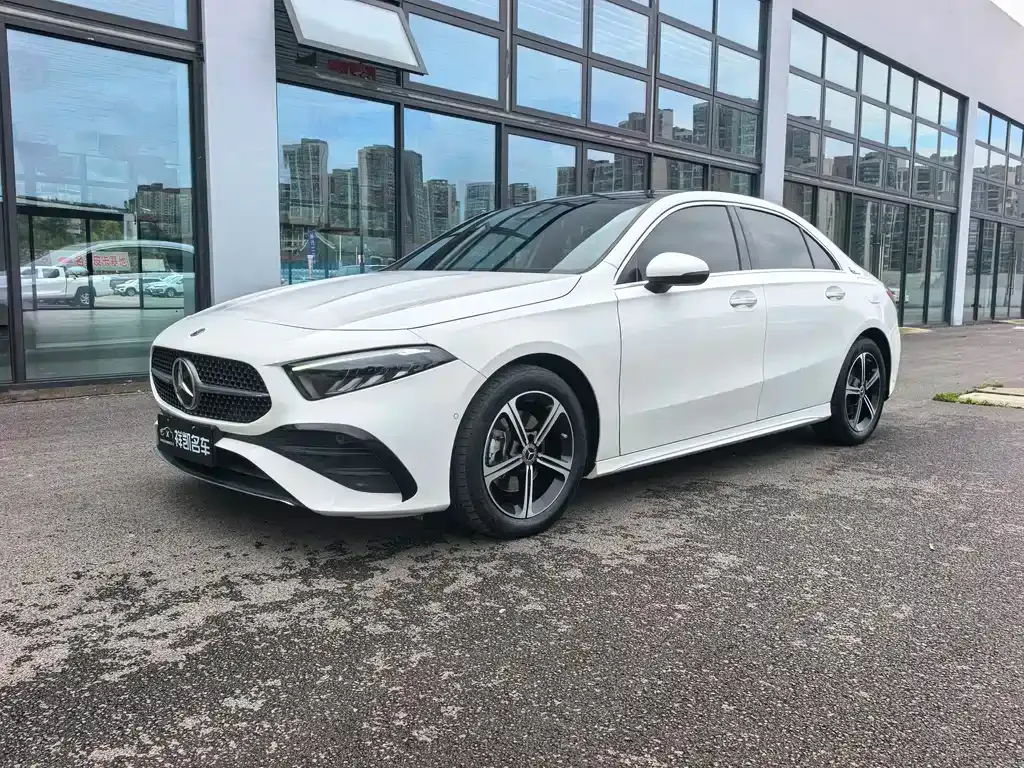 Mercedes-Benz A-Class — фото 1