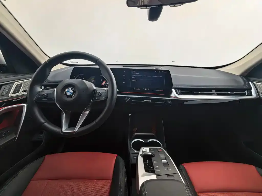 BMW X1 — фото 2