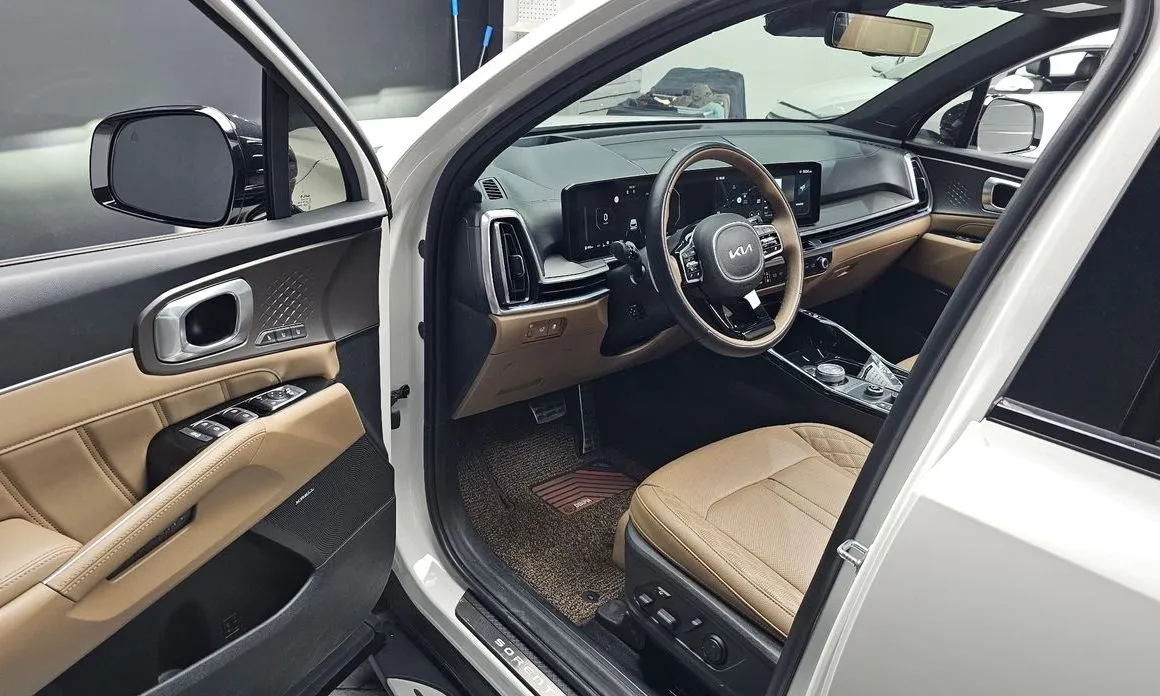 Kia Sorento — фото 8