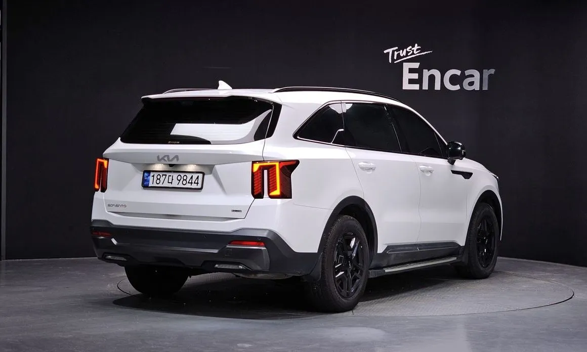 Kia Sorento — фото 3