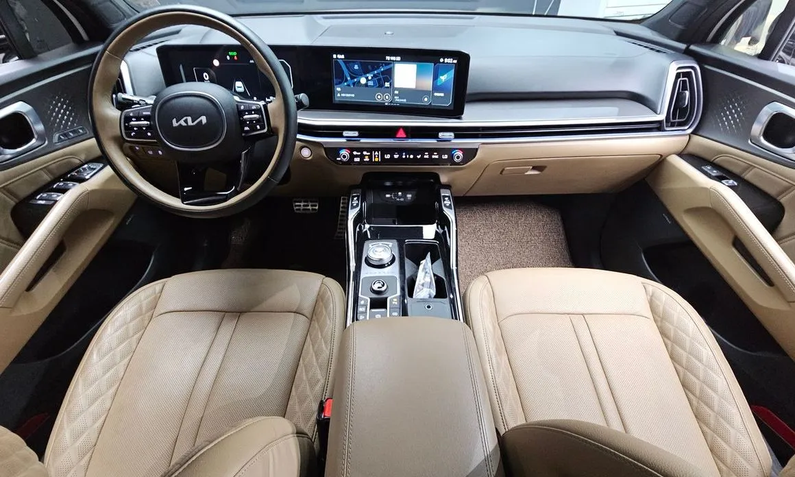 Kia Sorento — фото 5