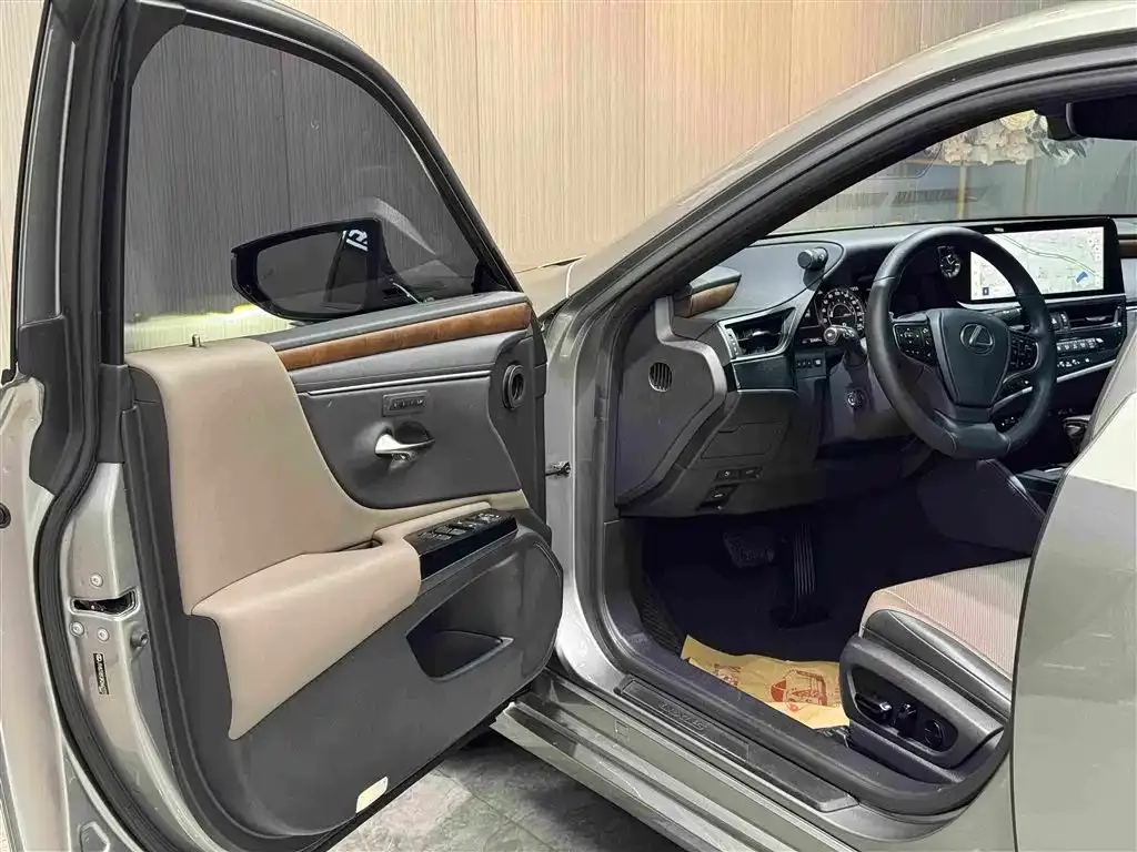 Lexus ES 2024 из CN, фото 9