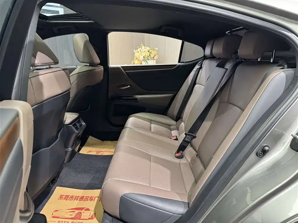 Lexus ES 2024 из CN, фото 3