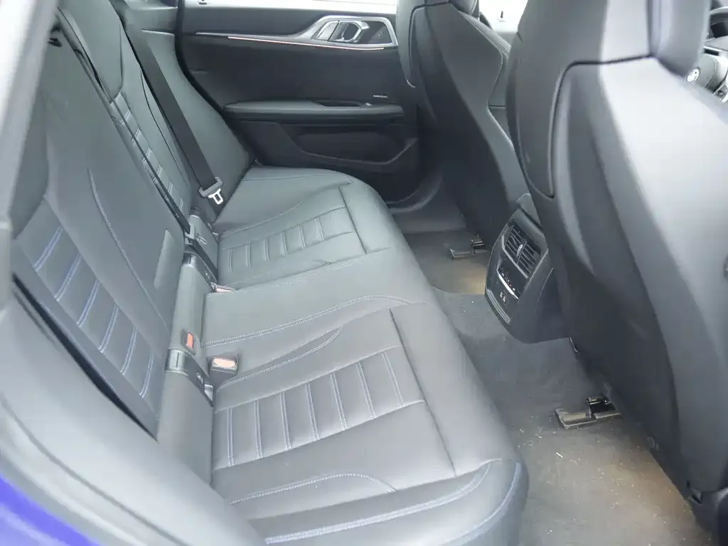 BMW i4 M 2024 из CN, фото 7