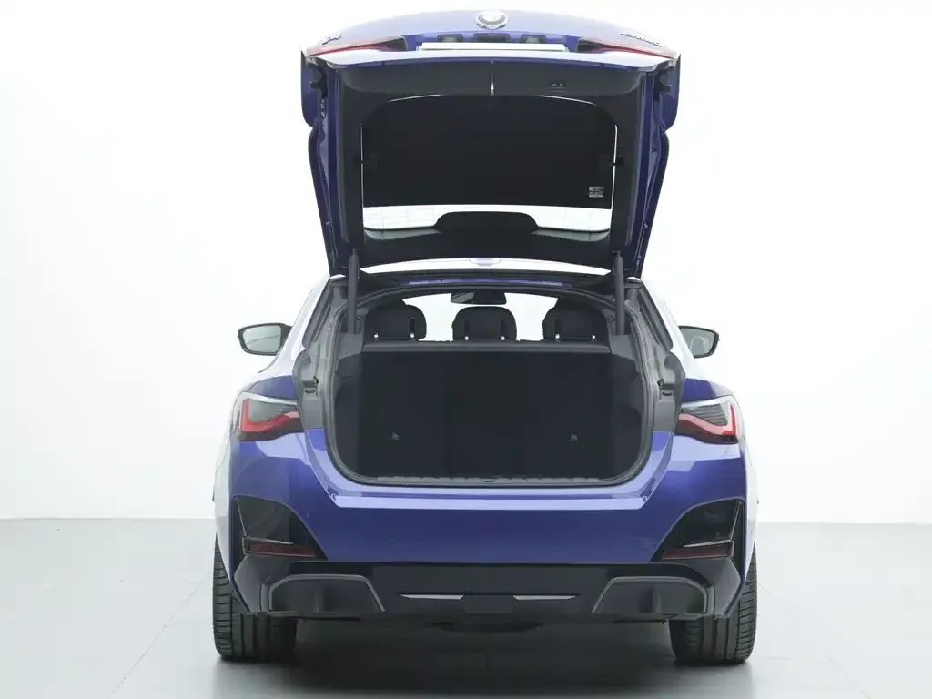 BMW i4 M 2024 из CN, фото 6
