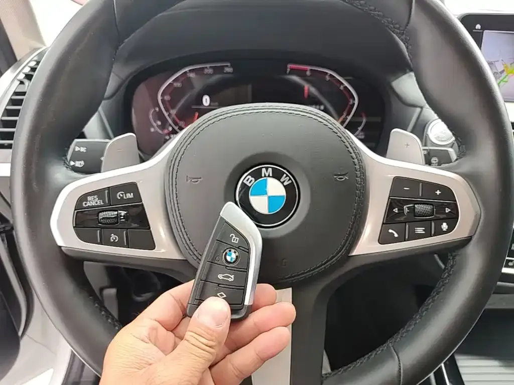 BMW X3 — фото 2