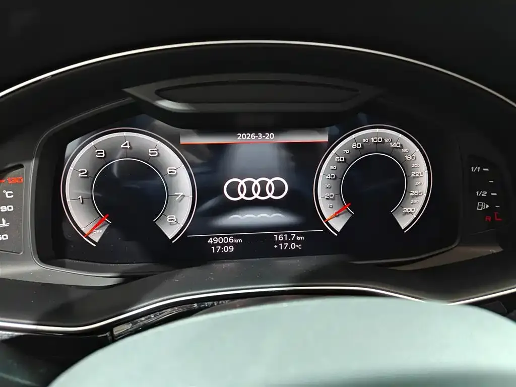 Audi Q7 — фото 2