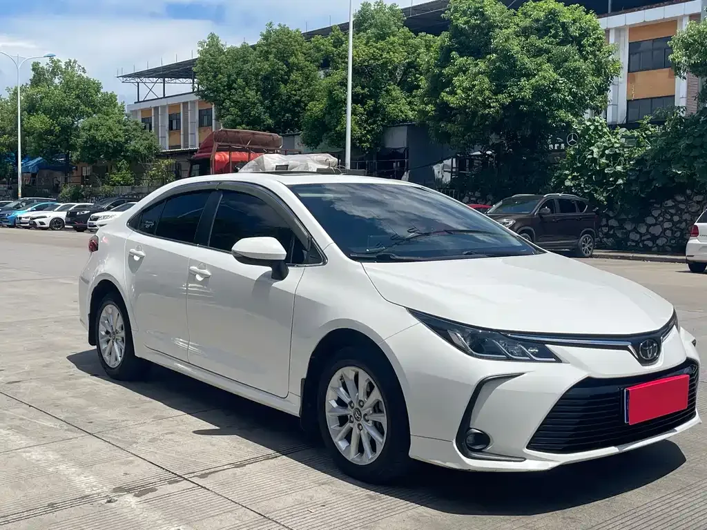 Toyota Corolla 2022 из CN, фото 9