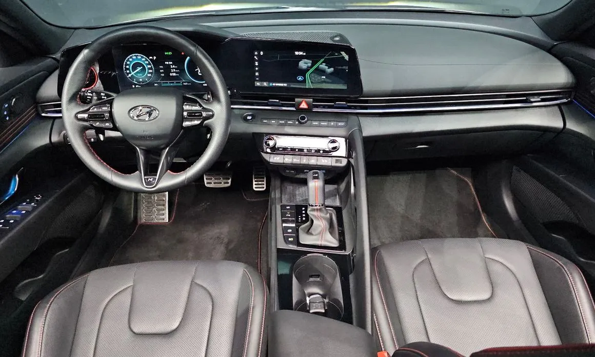 Hyundai AVANTE — фото 9