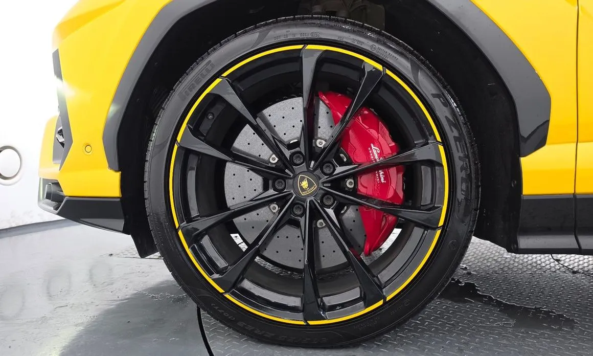 Lamborghini Urus 2022 из KR, фото 4