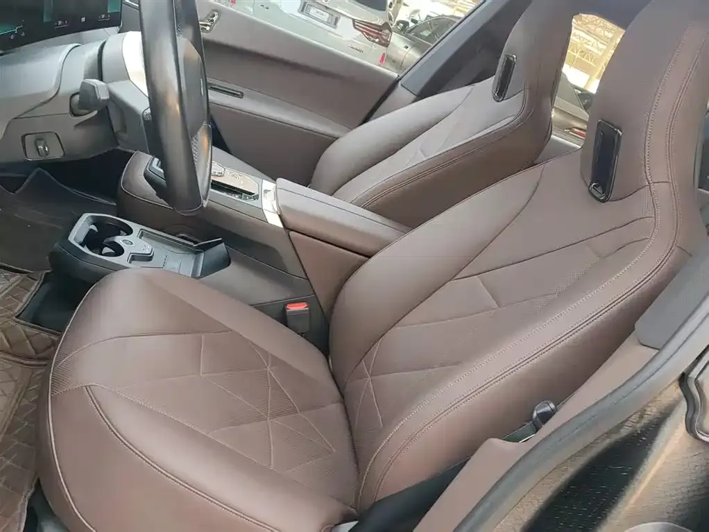 BMW iX — фото 4