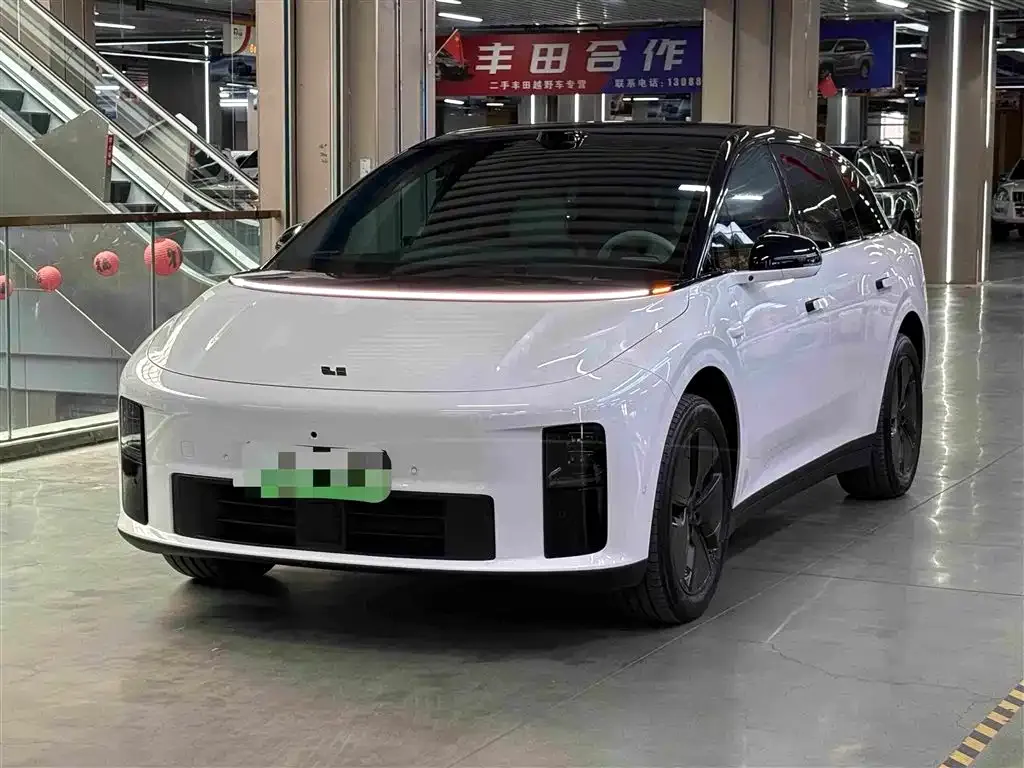 Li Auto i6