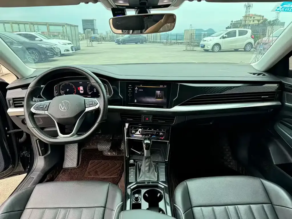 Volkswagen Passat — фото 4