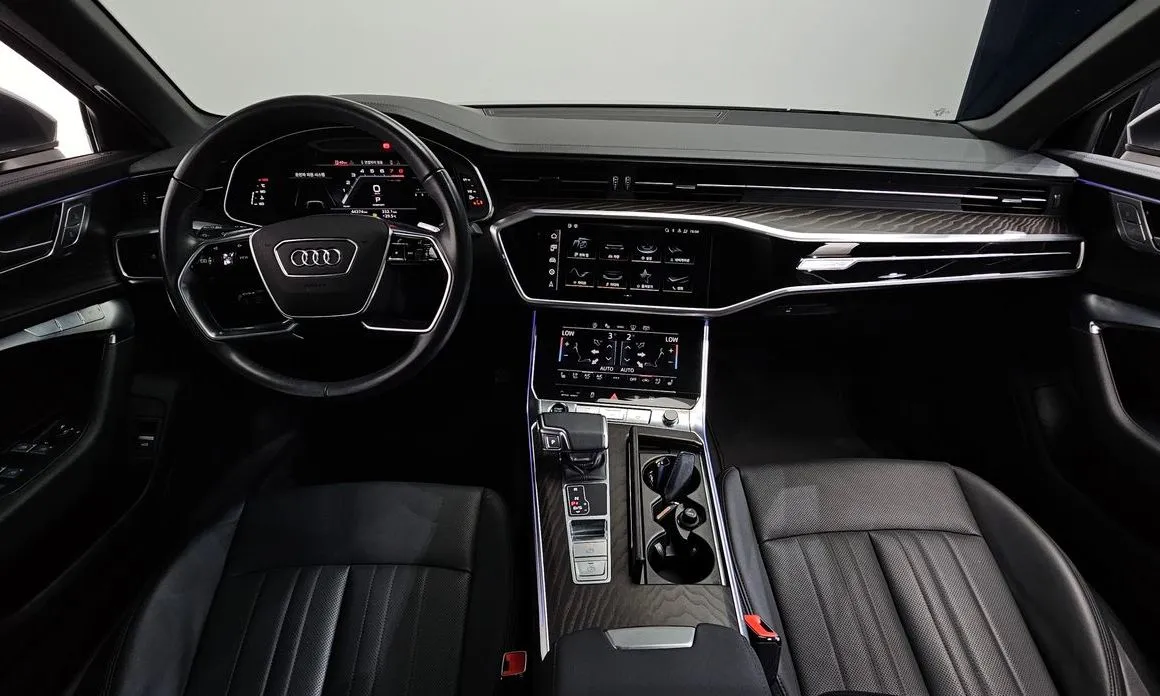 Audi A6 — фото 7