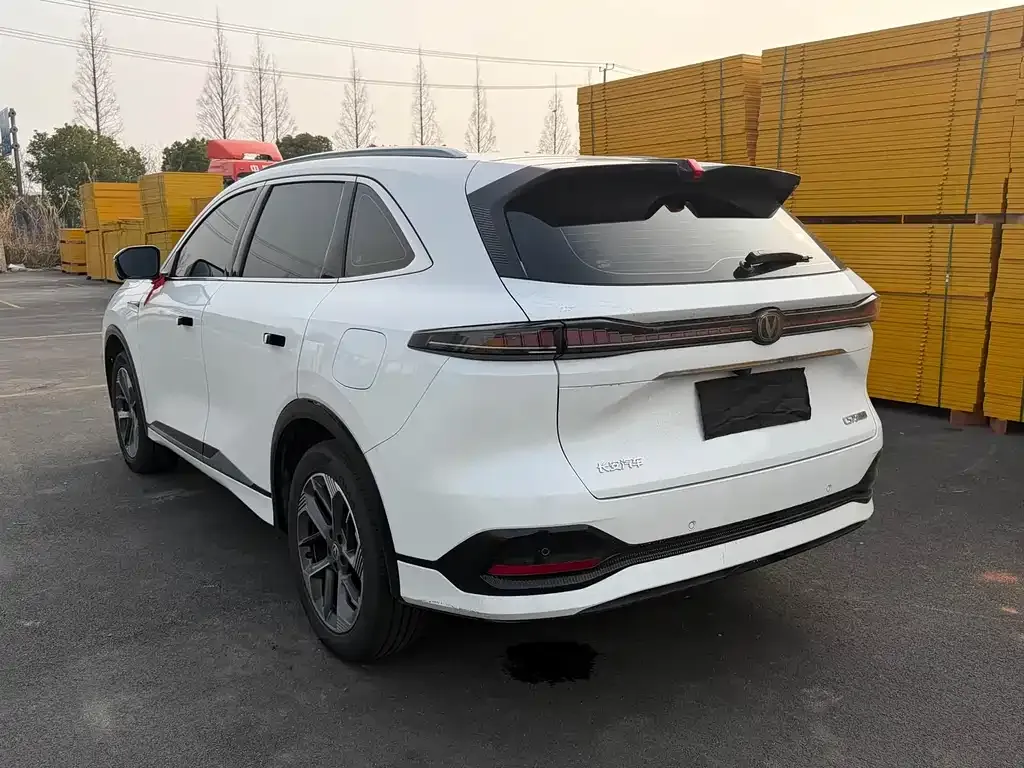 Changan CS75PLUS — фото 6