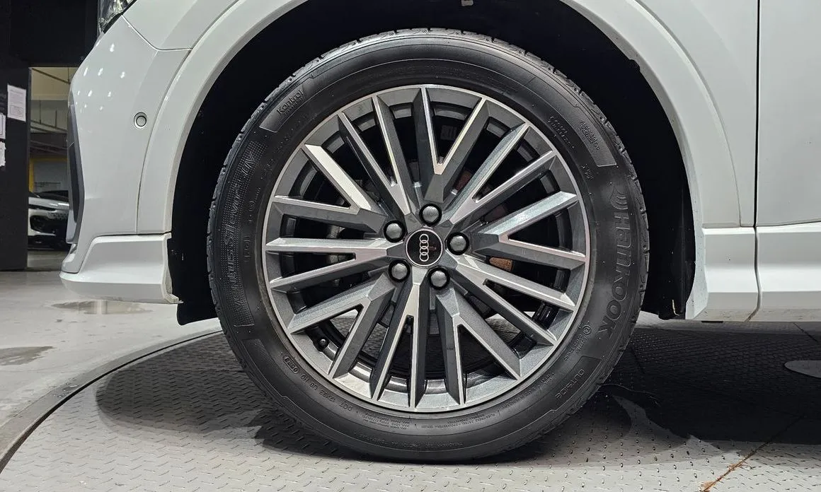 Audi Q3 2023 из KR, фото 10