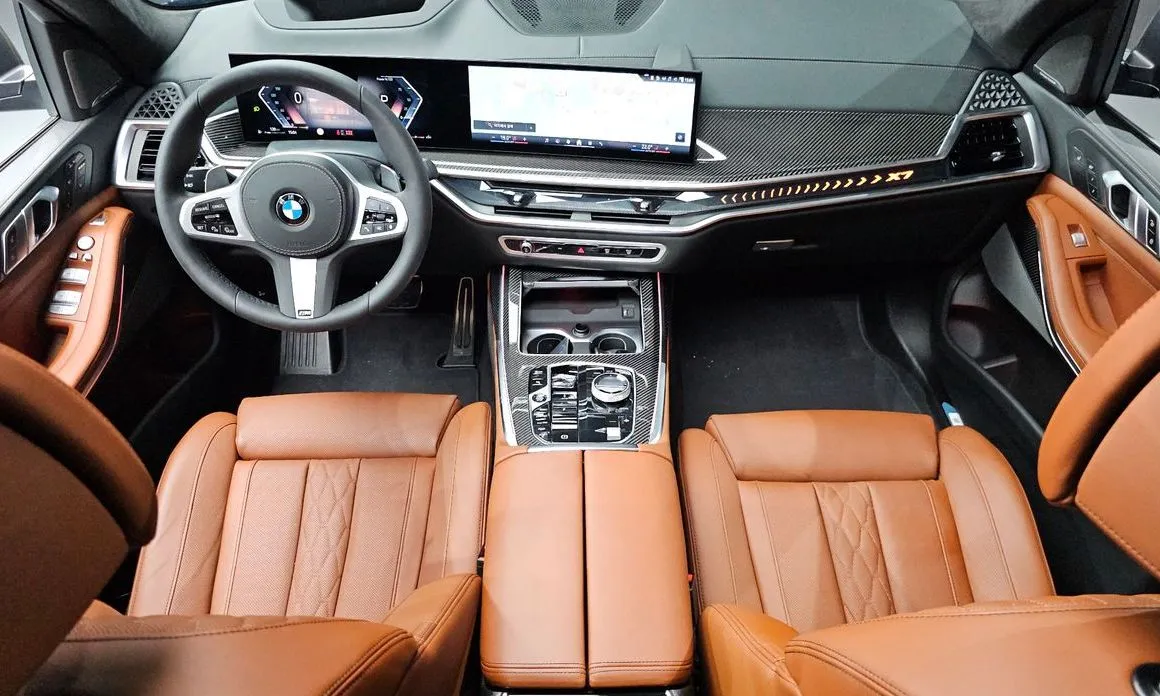 BMW X7 — фото 10