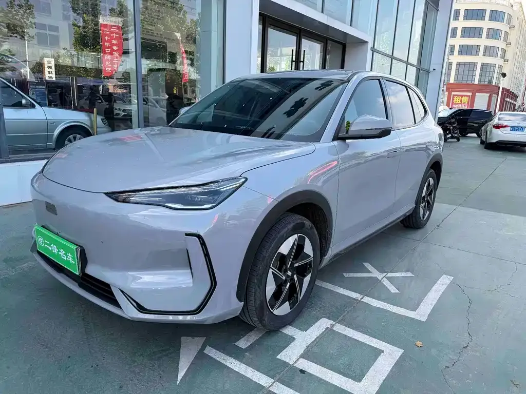 Geely Galaxy E5