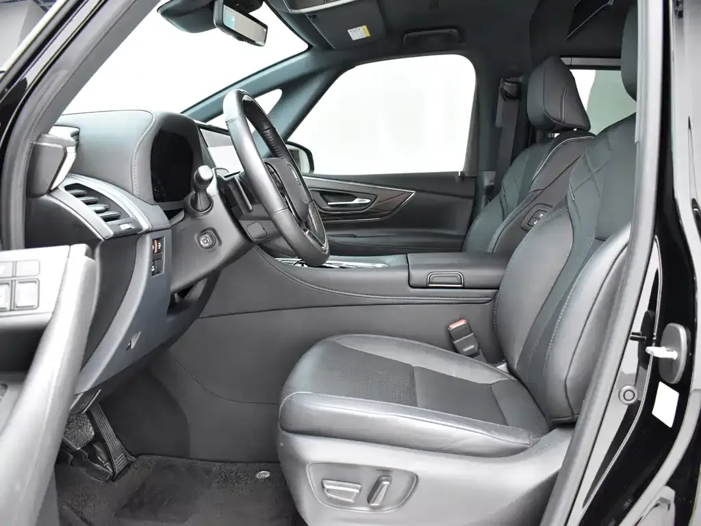 Toyota Vellfire — фото 6