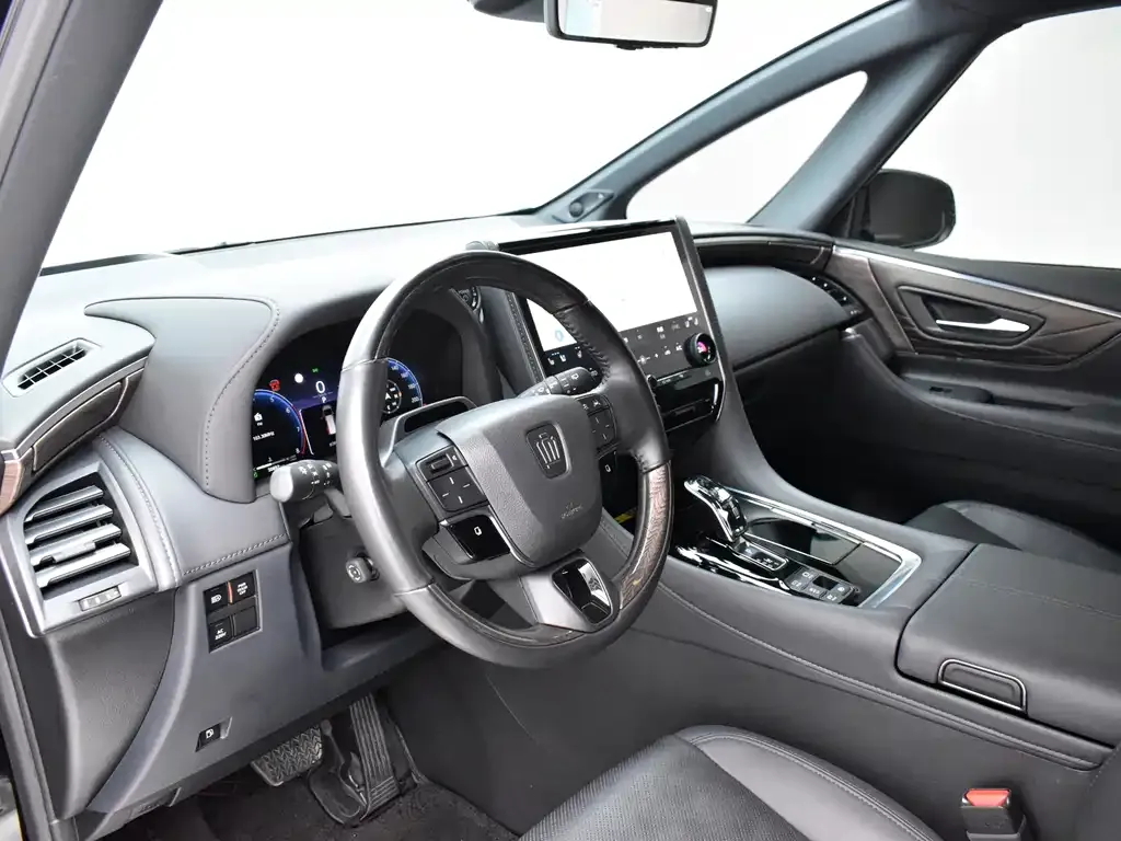 Toyota Vellfire — фото 8