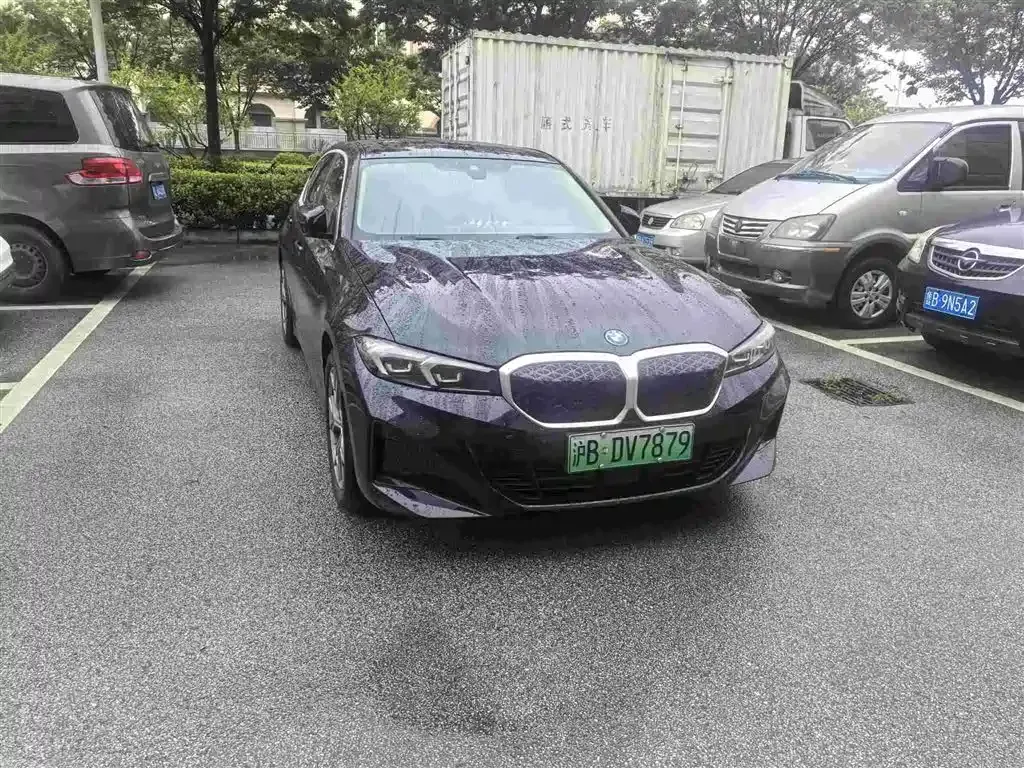 BMW i3 — фото 1