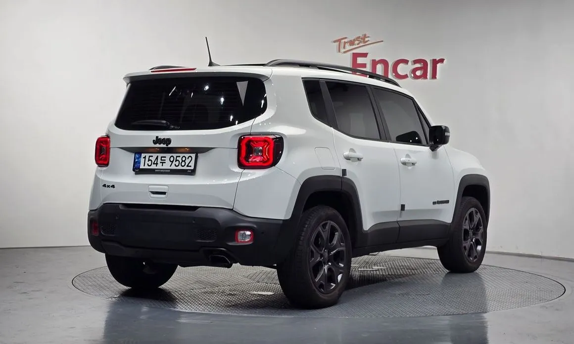 Jeep Renegade 2021 из KR, фото 10