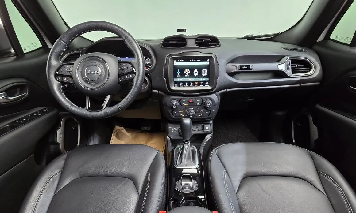 Jeep Renegade 2021 из KR, фото 4