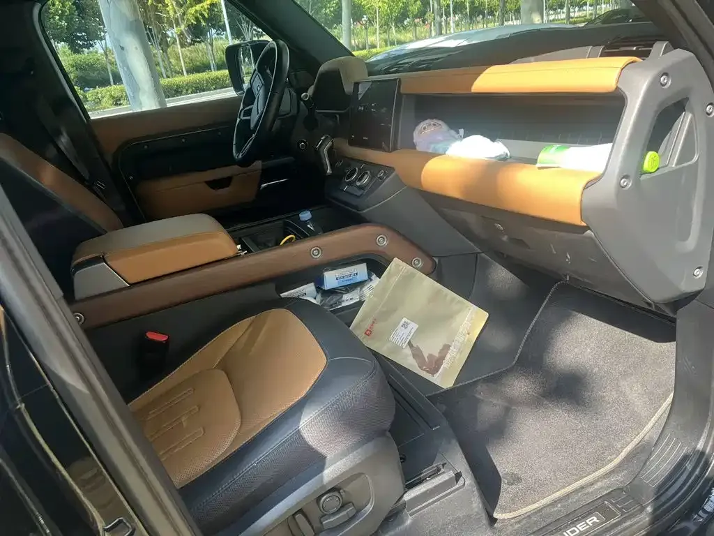 Land Rover Defender — фото 5