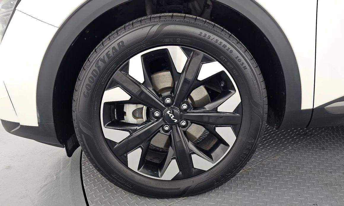 Kia Sportage — фото 7