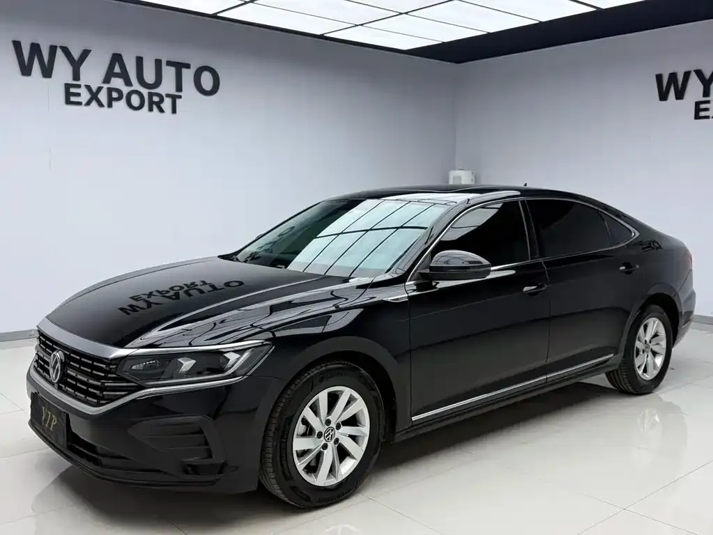 Volkswagen Passat — фото 1