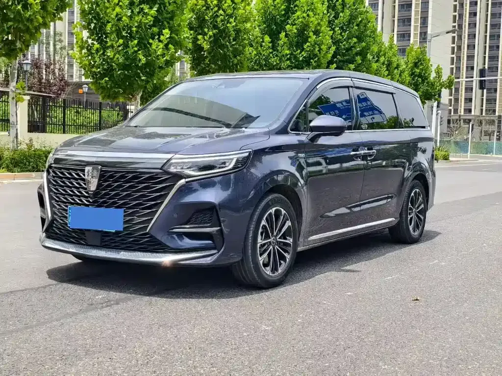 Roewe iMAX8 — фото 1